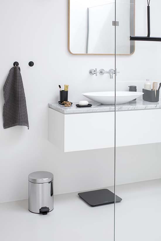 Bathroom_Collection_Brilliant_Steel_Mood_Group_11.jpg