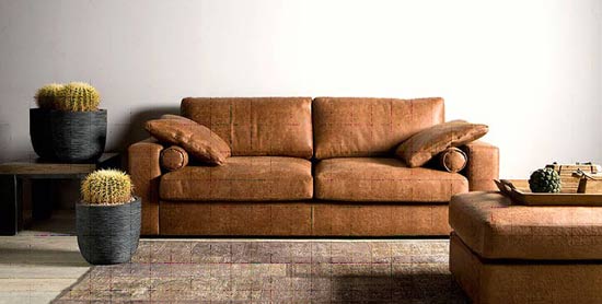 Deze-Giorno-sofa-is-voorzien-van-een-bijpassende-hocker.jpg