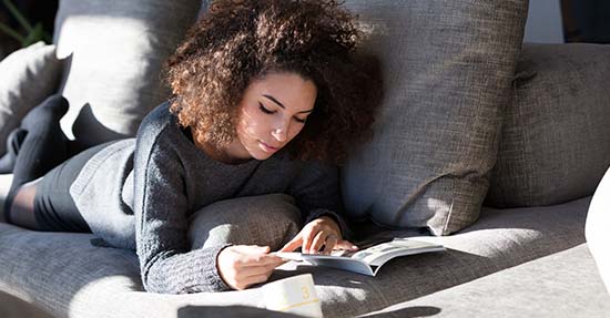 Doe thuis inspiratie op met gratis woonbrochures!