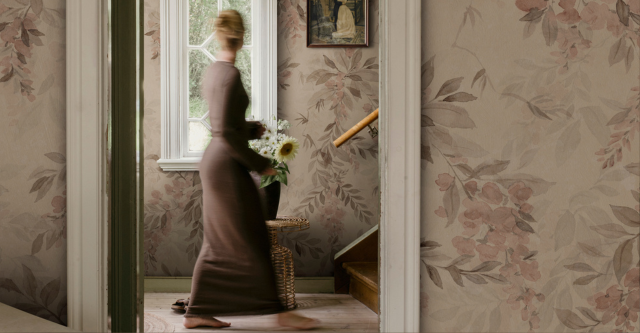 Breng het buitenleven naar binnen met de behangcollectie ‘Trädgården’ van Sandberg