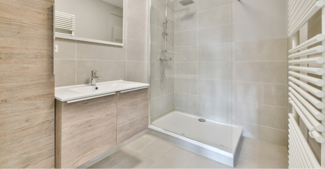 Zo kies je een douchebak die zorgt voor meer comfort én een moderne uitstraling