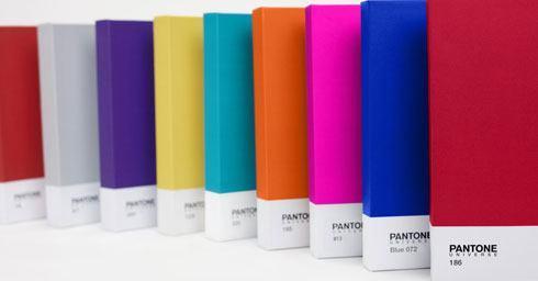 Pantone aan de muur